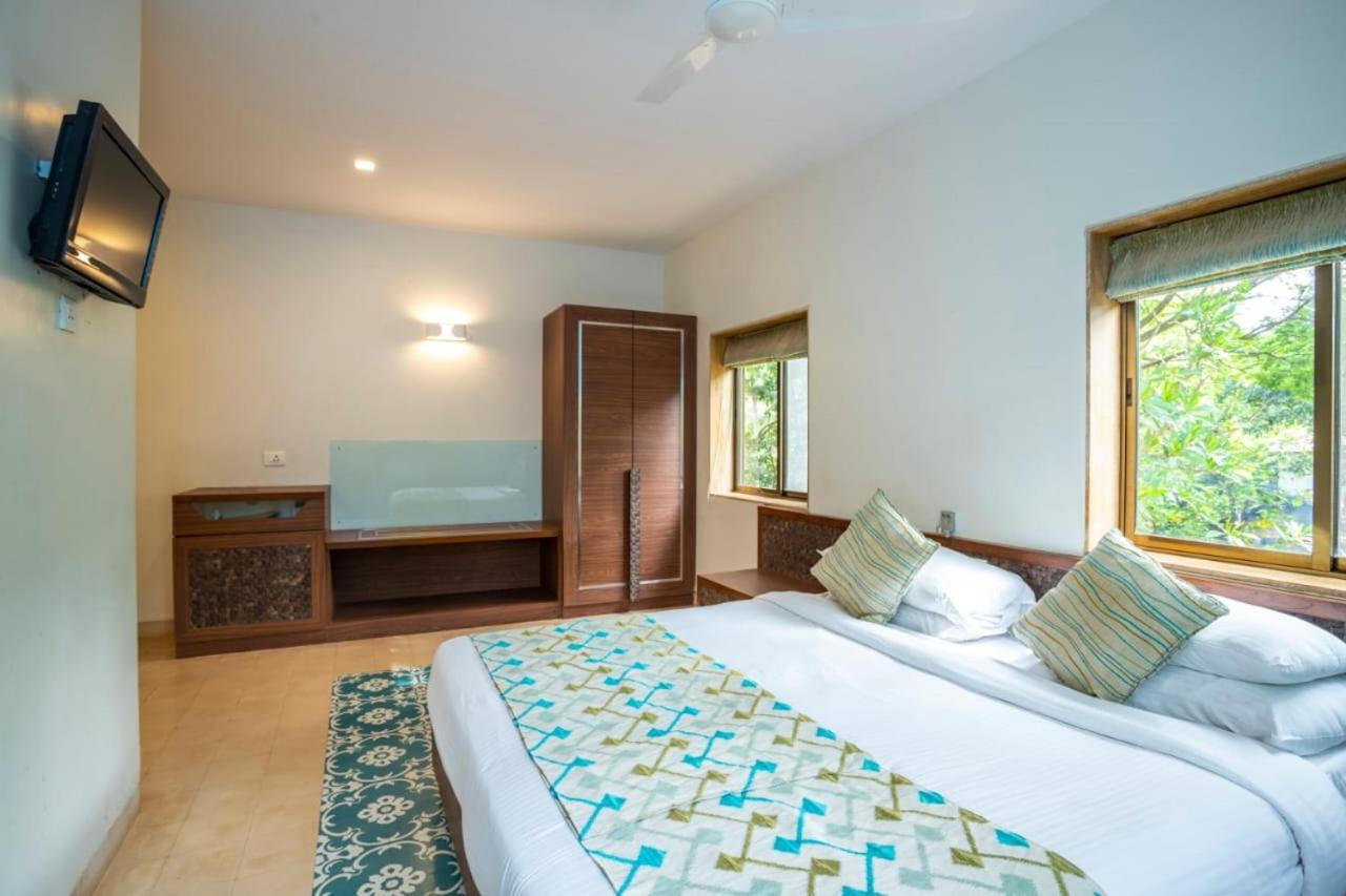 Holiday Goa Hotell Arpora Eksteriør bilde